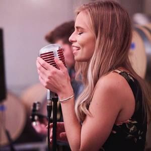 Meet your Posher, Ruthie